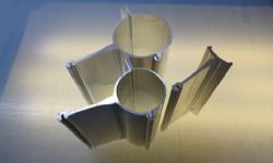 Radweg Hohlkastenprofil Aluklemmschelle  