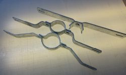 Radweg Ortsschilder Rohrschellen 